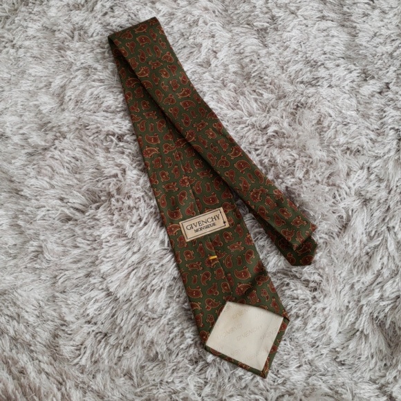 Vintage Givenchy tie - Picture 2 of 5